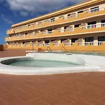 Apto Tagoro, 拉雷斯廷加